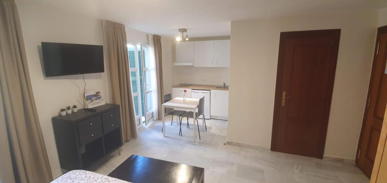 Appartement Fan Flat Carreteria à Málaga Extérieur photo