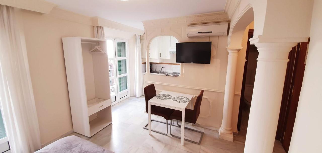 Appartement Fan Flat Carreteria à Málaga Extérieur photo